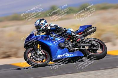 media/Oct-08-2022-SoCal Trackdays (Sat) [[1fc3beec89]]/Turn 16 (125pm)/